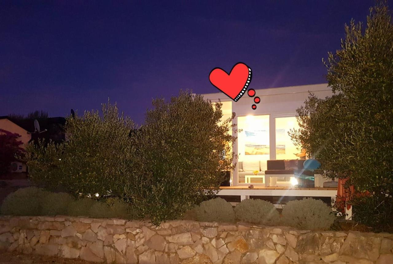 Eden Lady Mobile Home, Croatia, 드라게 외부 사진